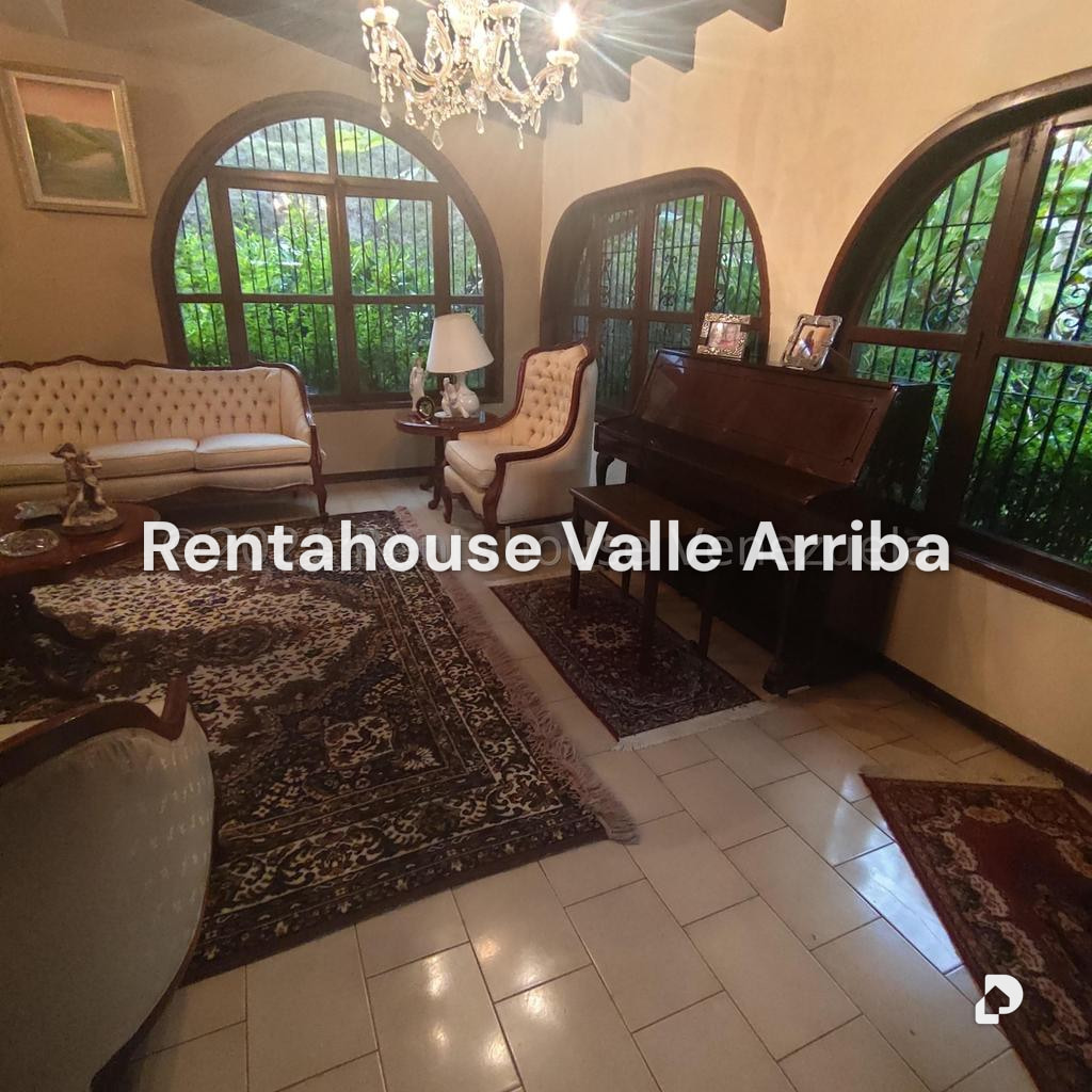 Casa en El Hatillo, Caracas – 17