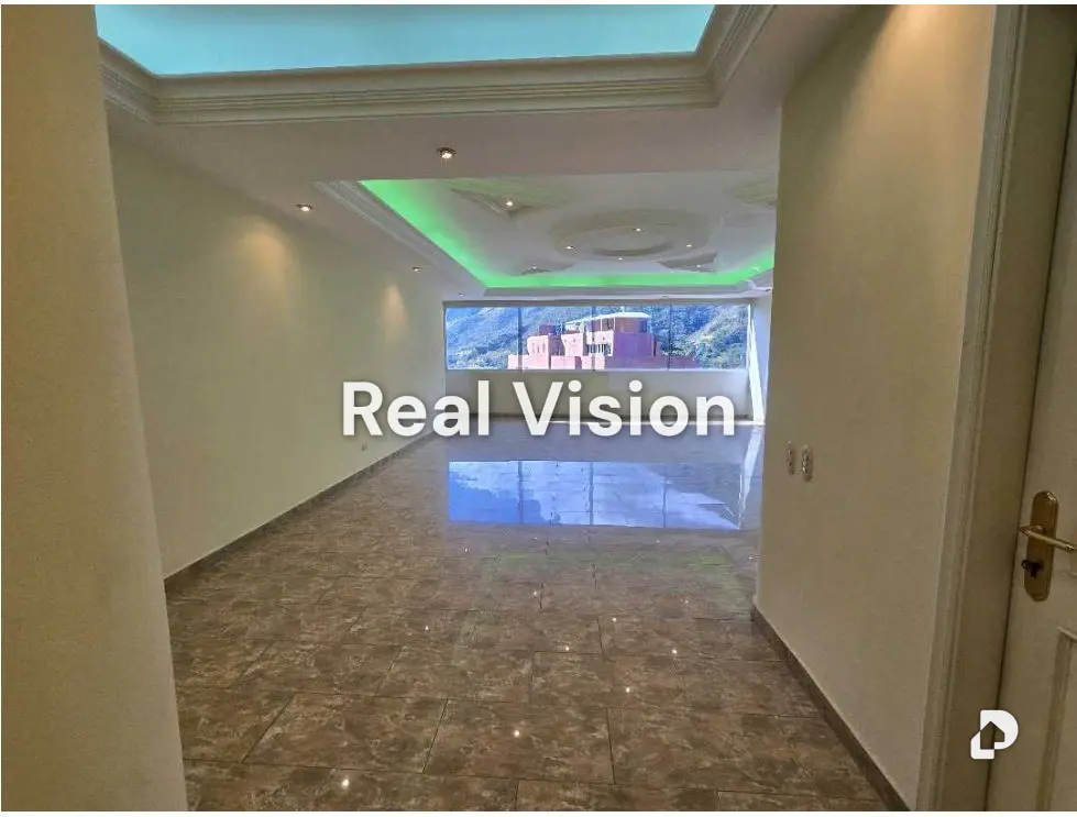 Apartamento en Urb. Miranda, Caracas – 24