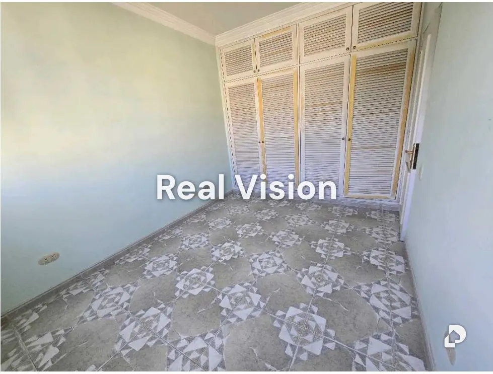 Apartamento en Urb. Miranda, Caracas – 28