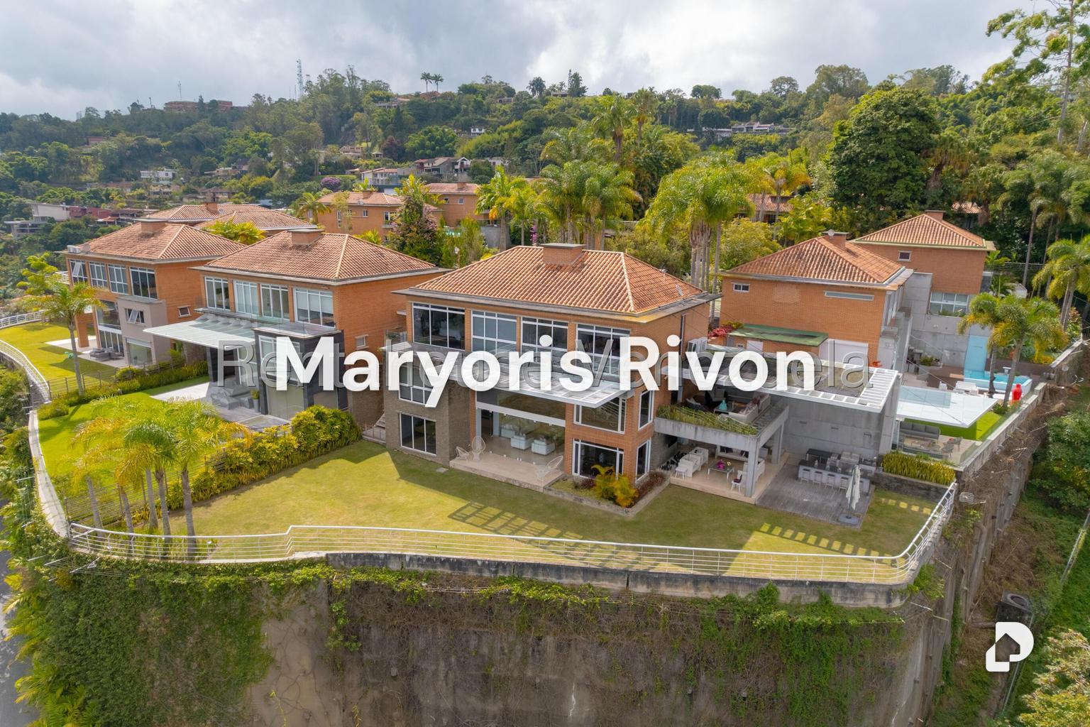 Casa en Alto Hatillo, Caracas – 2
