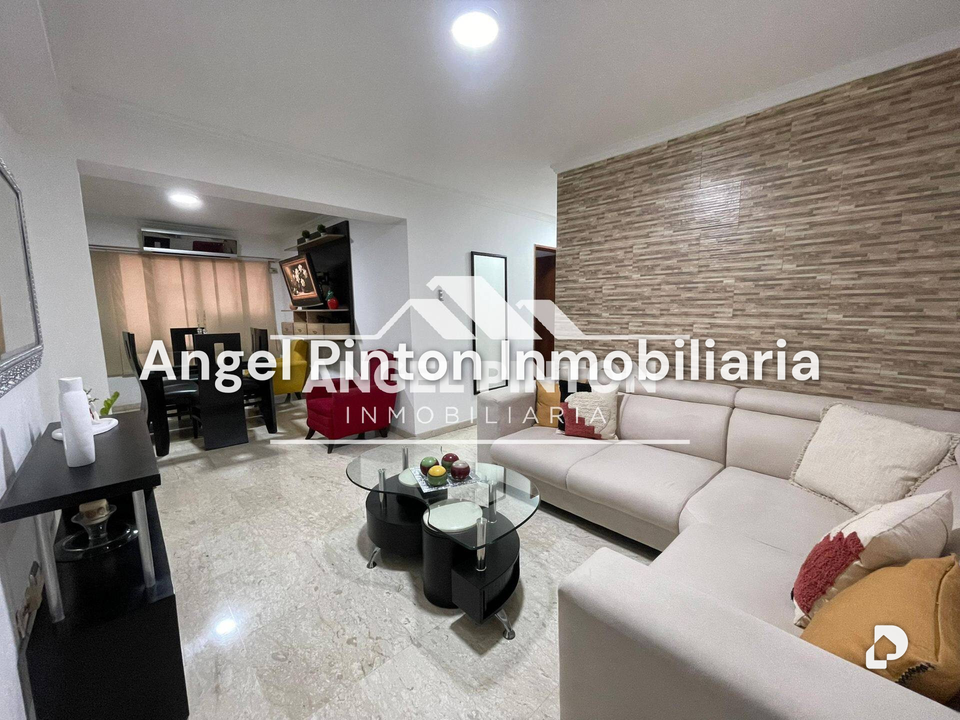 Apartamento en Corredor Vial Cecilio Acosta, Maracaibo – 1