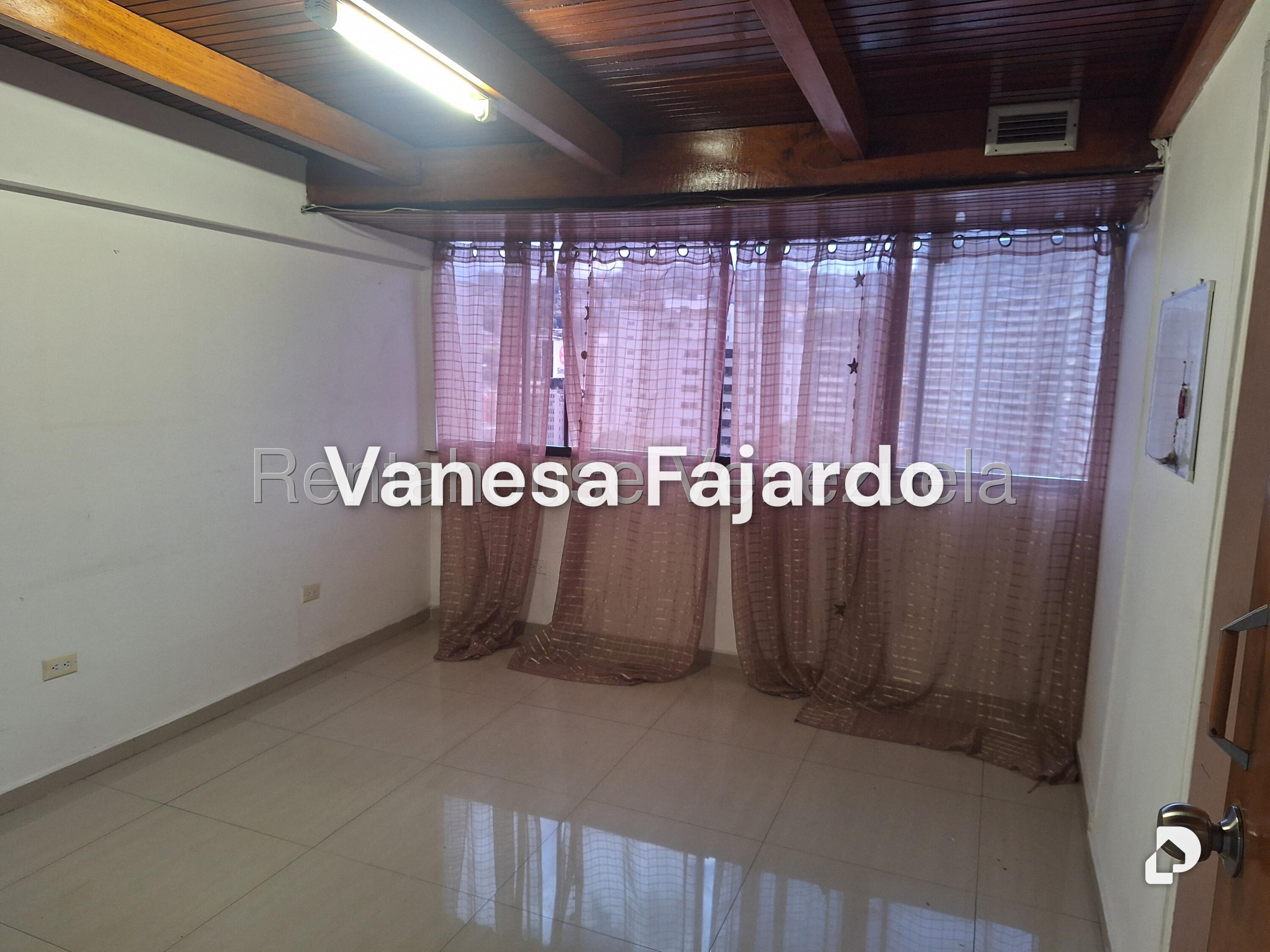 Oficina en Bello Monte, Caracas – 3