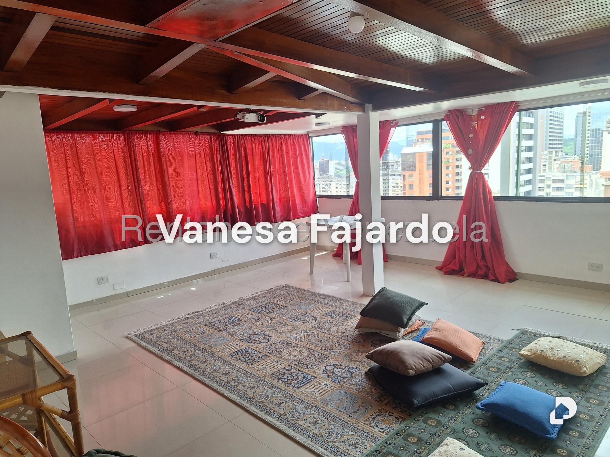 Oficina en Bello Monte, Caracas – 26