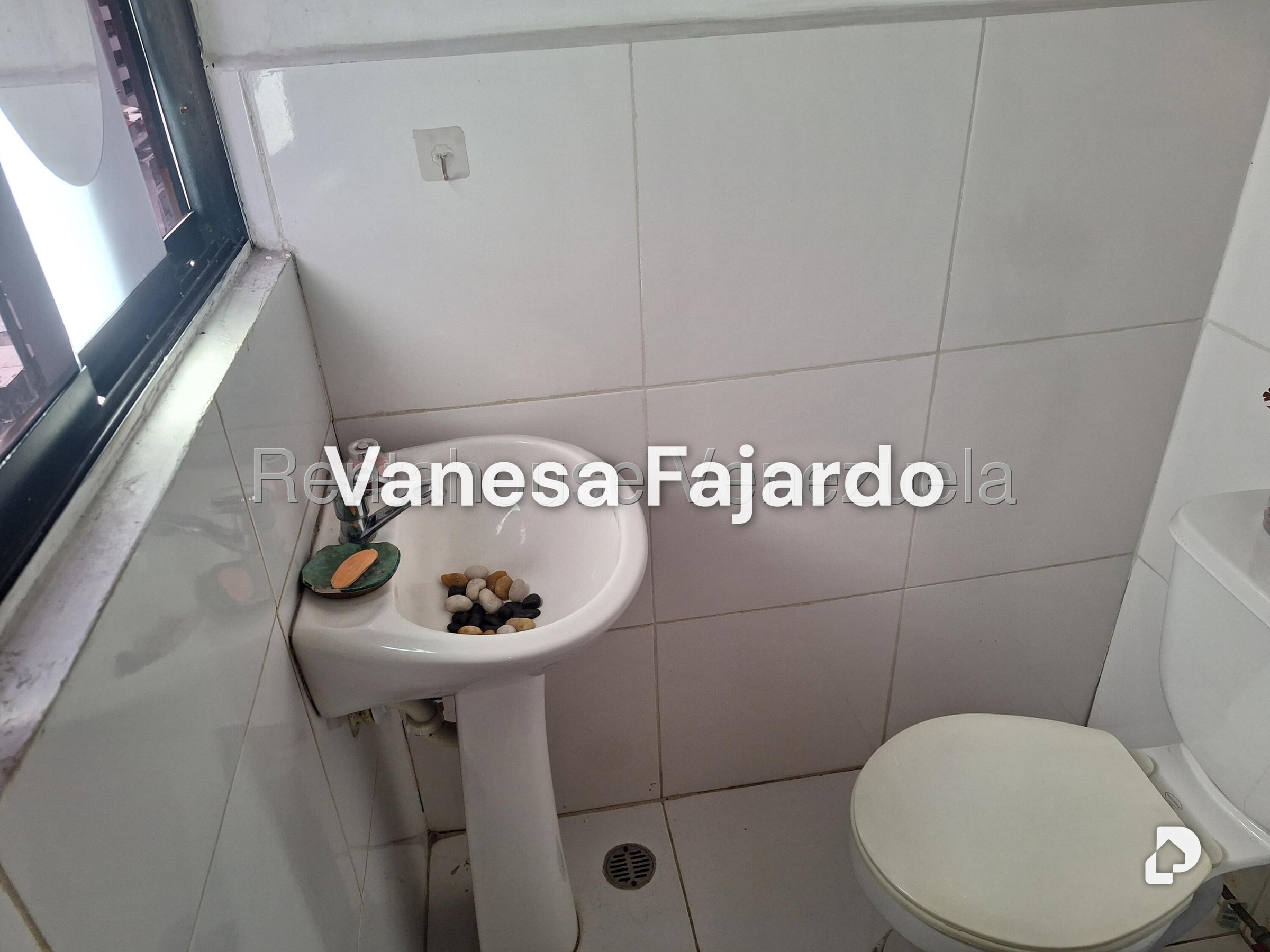 Oficina en Bello Monte, Caracas – 25