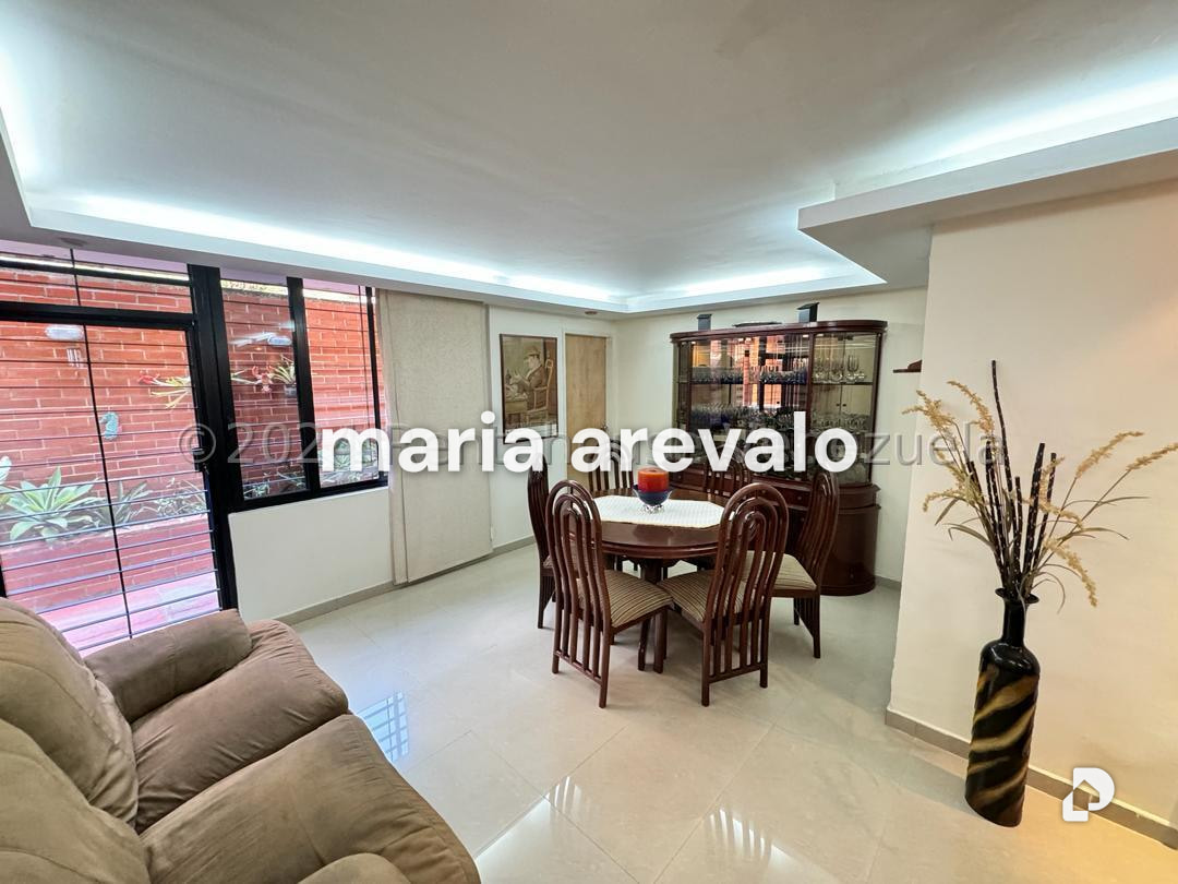 Apartamento en Colinas de La Tahona, Caracas – 11