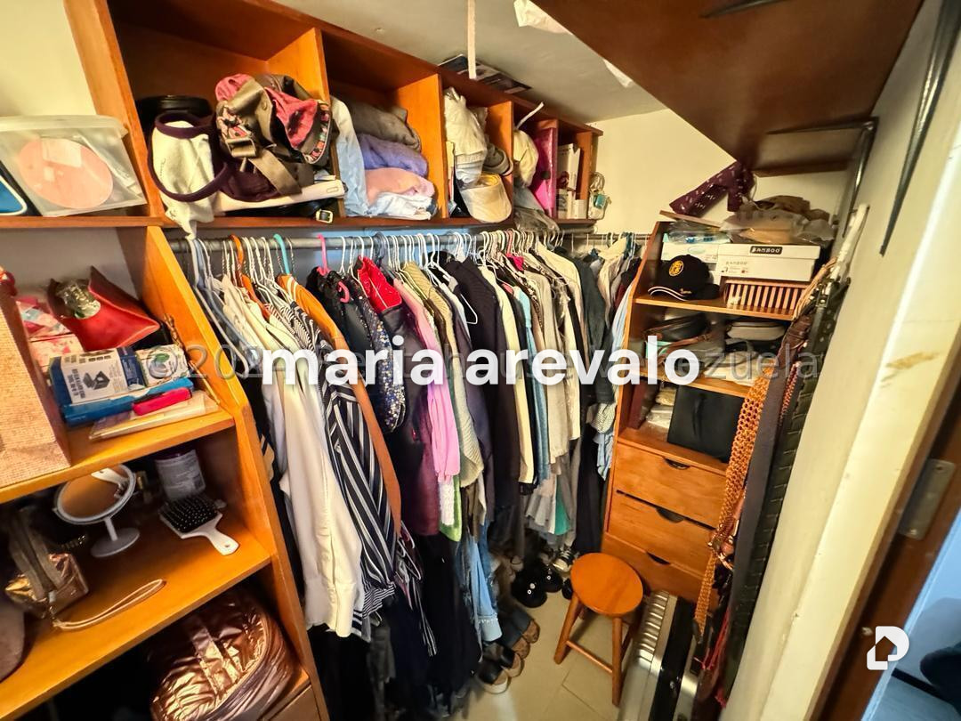 Apartamento en Colinas de La Tahona, Caracas – 18