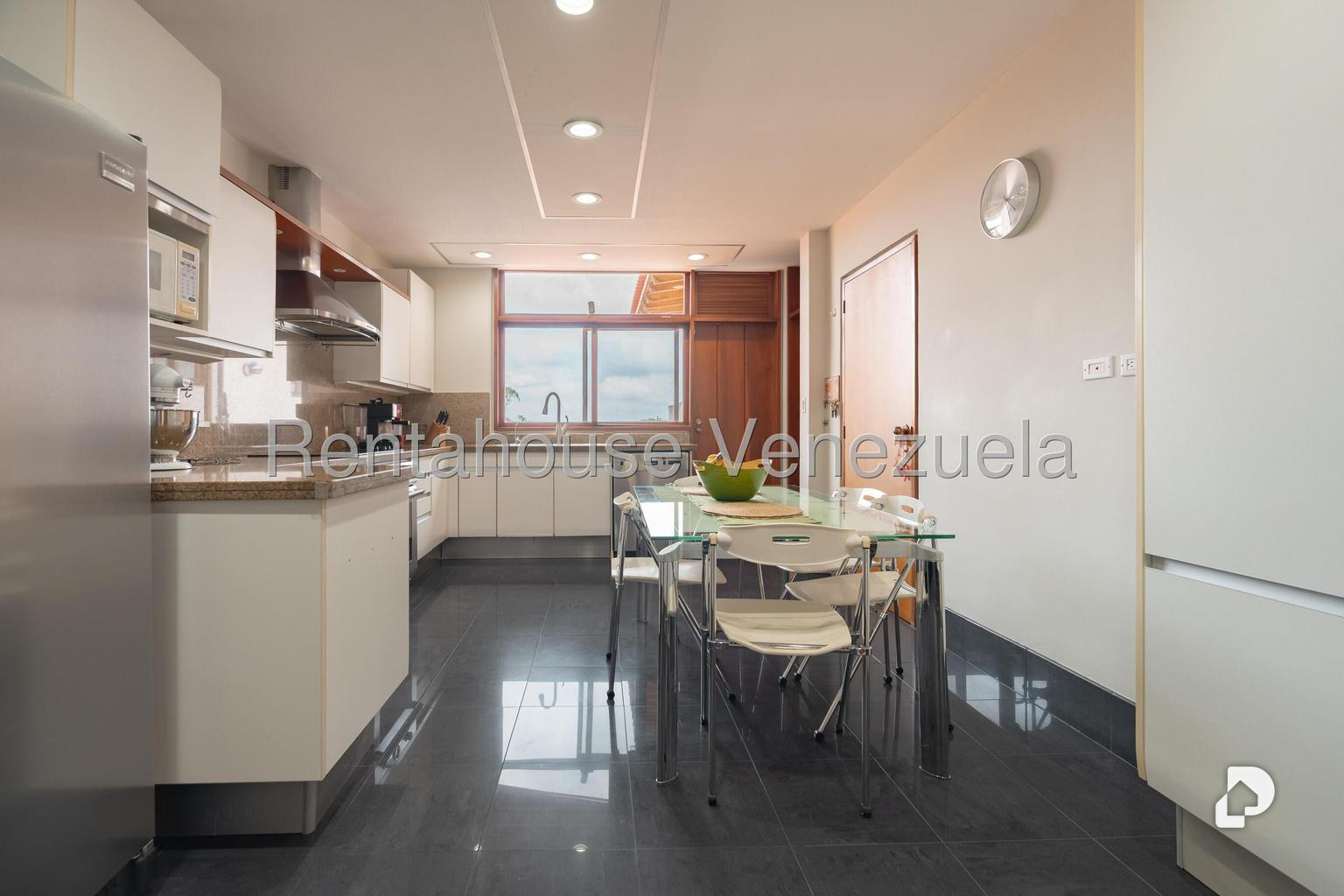 House in Oripoto, Caracas – 23