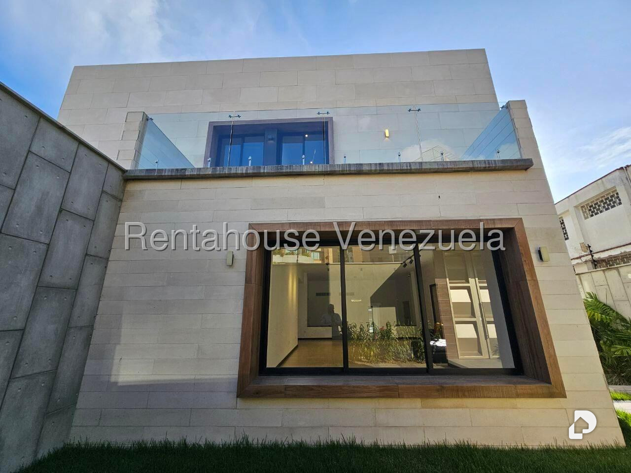 Casa en Altamira, Caracas – 14