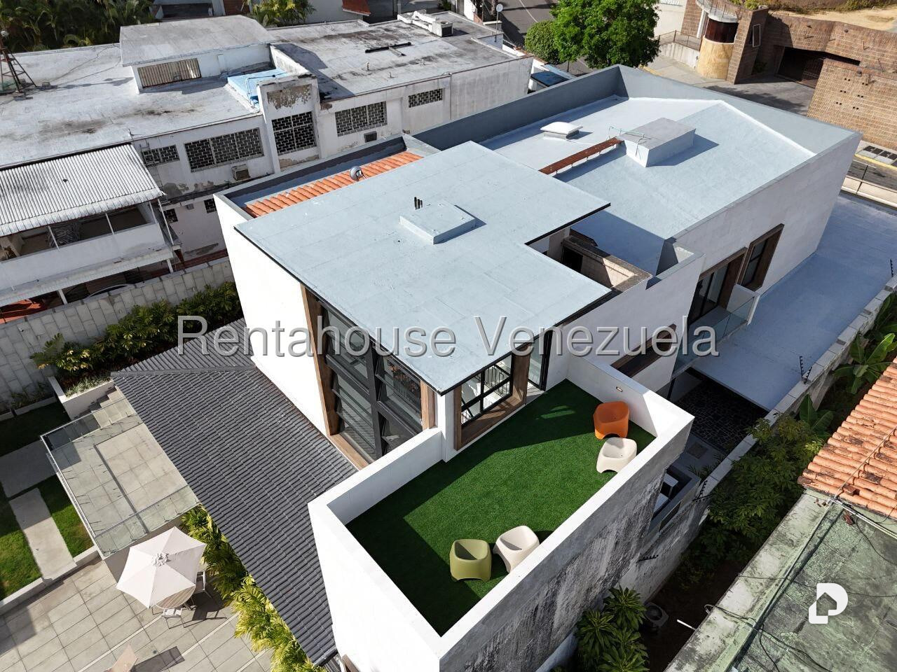 Casa en Altamira, Caracas – 9