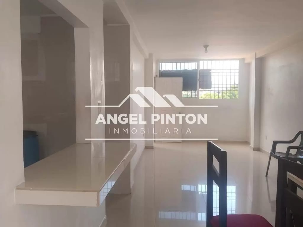 Apartamento en Urbanizacion Urdaneta, Maracaibo - 1