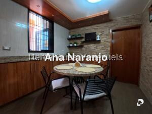 Casa en Prados del Este, Caracas – 23