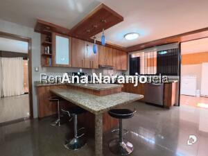 Casa en Prados del Este, Caracas – 20