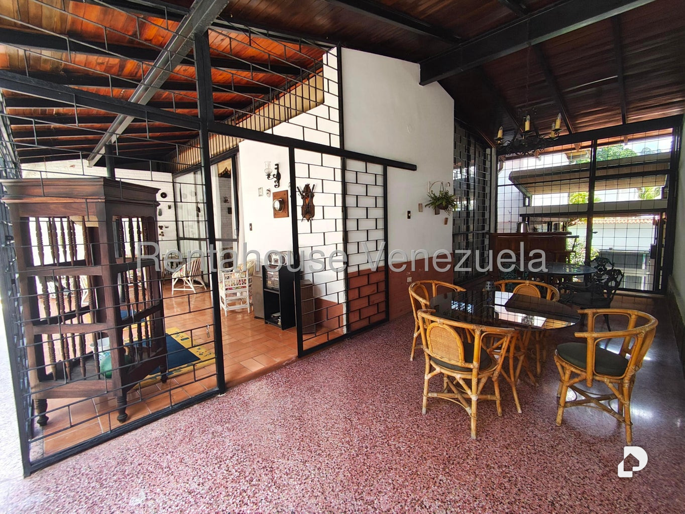 House in Prados del Este, Caracas – 17