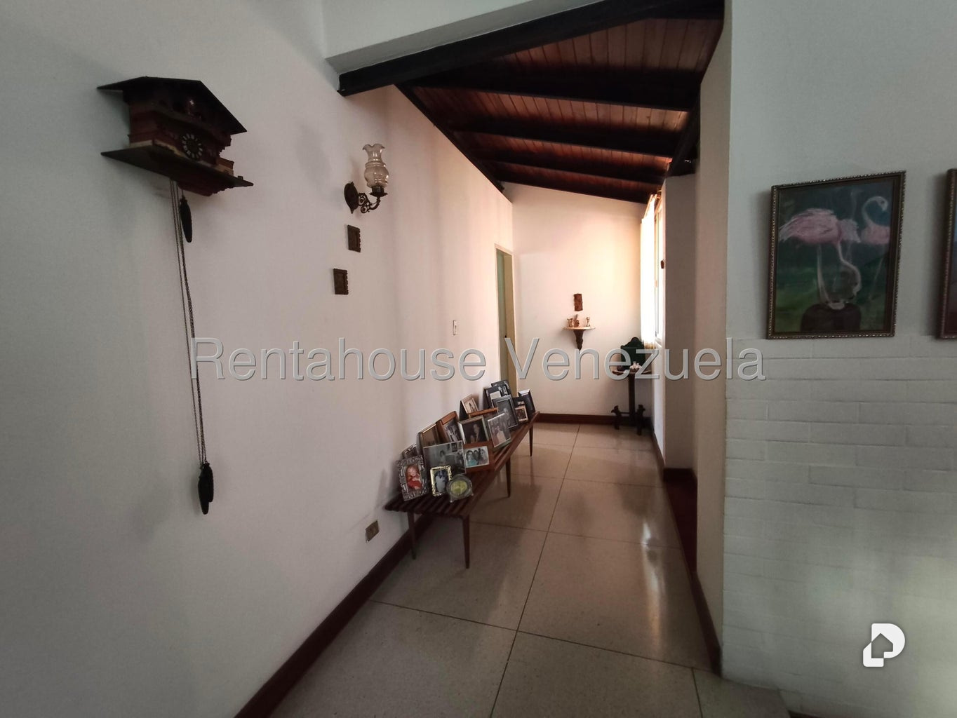 House in Prados del Este, Caracas – 25