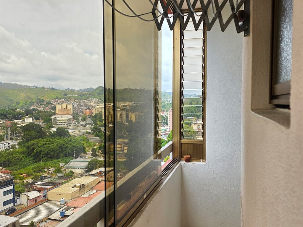 Apartamento en Los Teques, Altos Mirandinos - 1