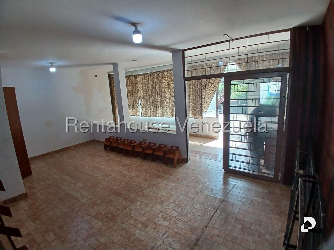 Casa en El Llanito, Caracas – 13