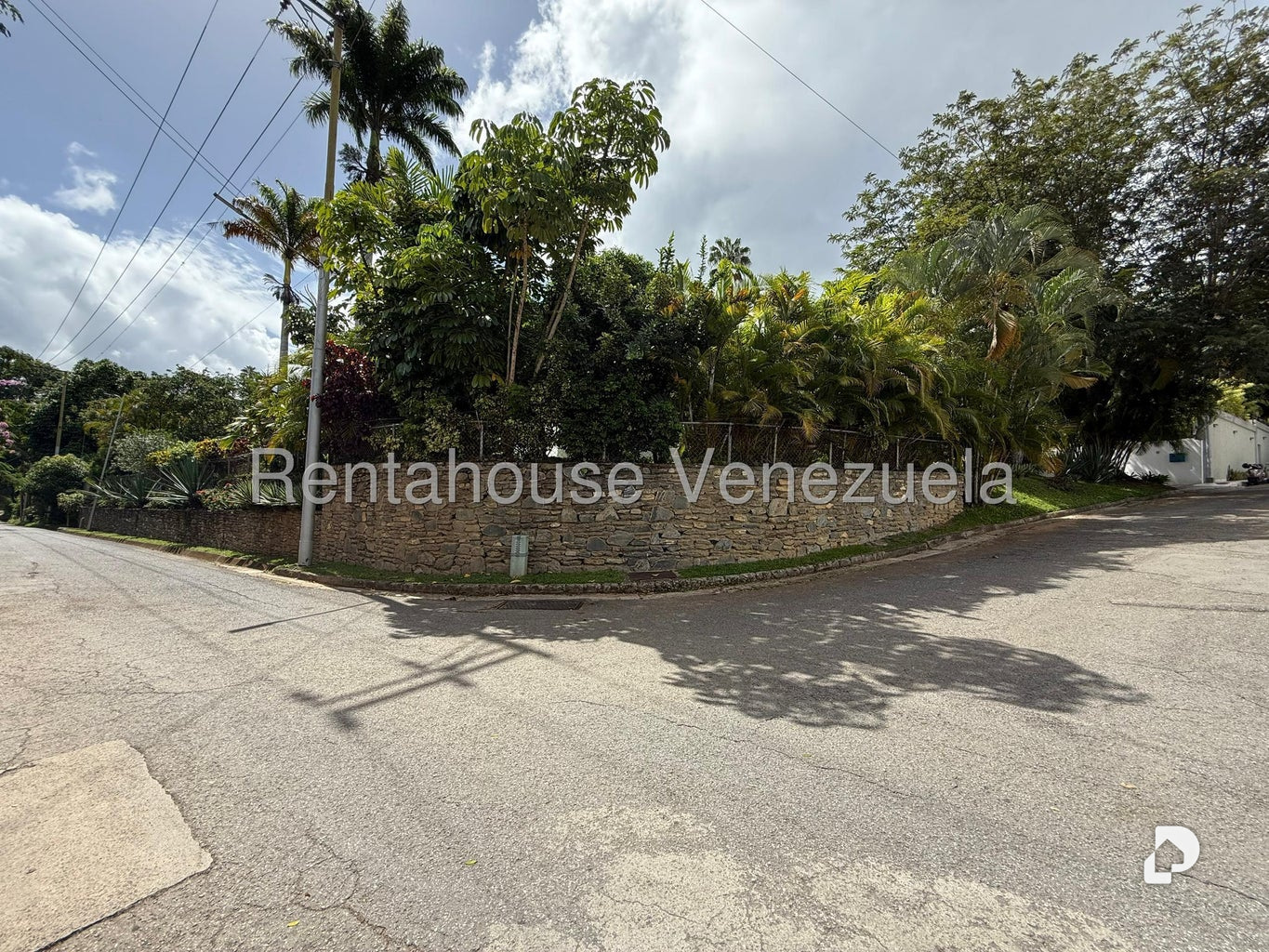 Casa en Cerro Verde, Caracas – 2