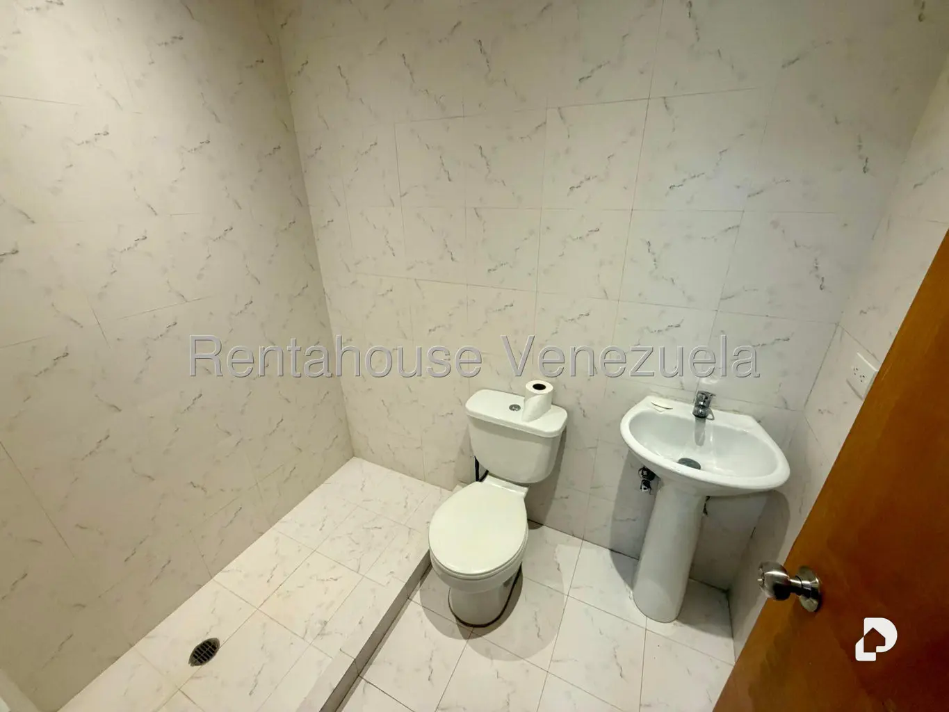 Apartamento en Los Naranjos de las Mercedes, Caracas – 20