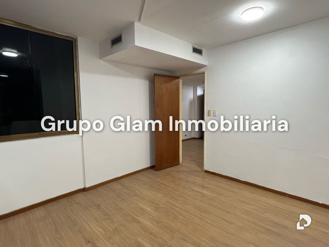 Oficina en El Rosal, Caracas – 13