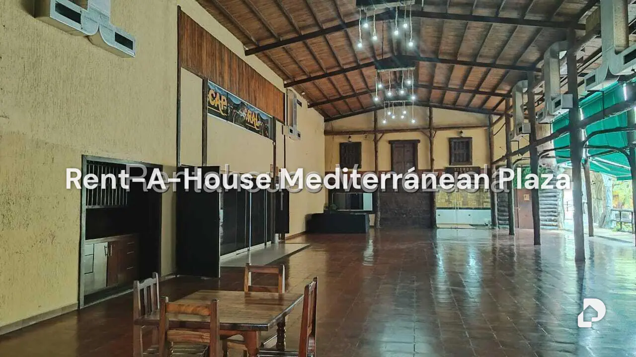 Local comercial en Parroquia Urbana San José, Valencia – 8