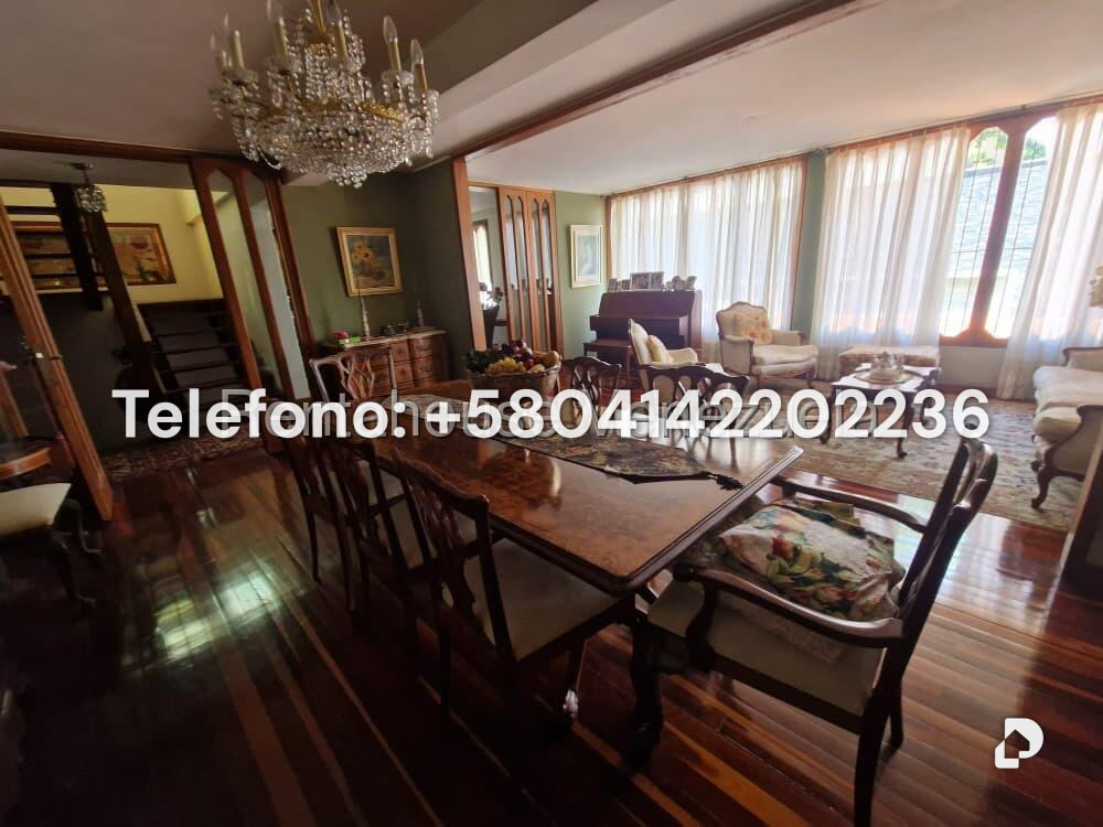 Casa en Santa Paula, Caracas – 8