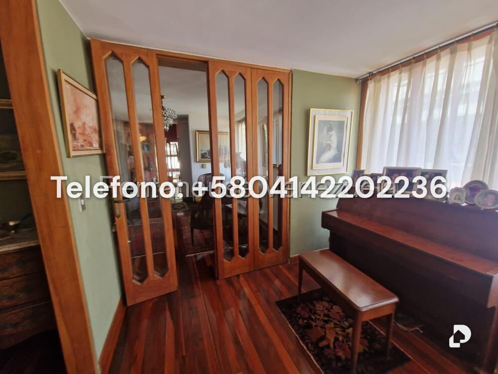 Casa en Santa Paula, Caracas – 9