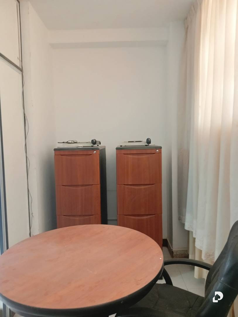 Oficina en Santa Rita, Maracaibo