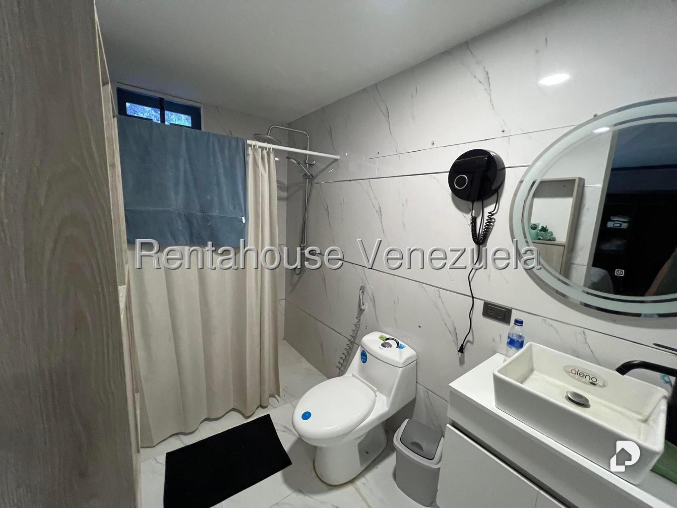 Casa en Las Acacias, Caracas – 10