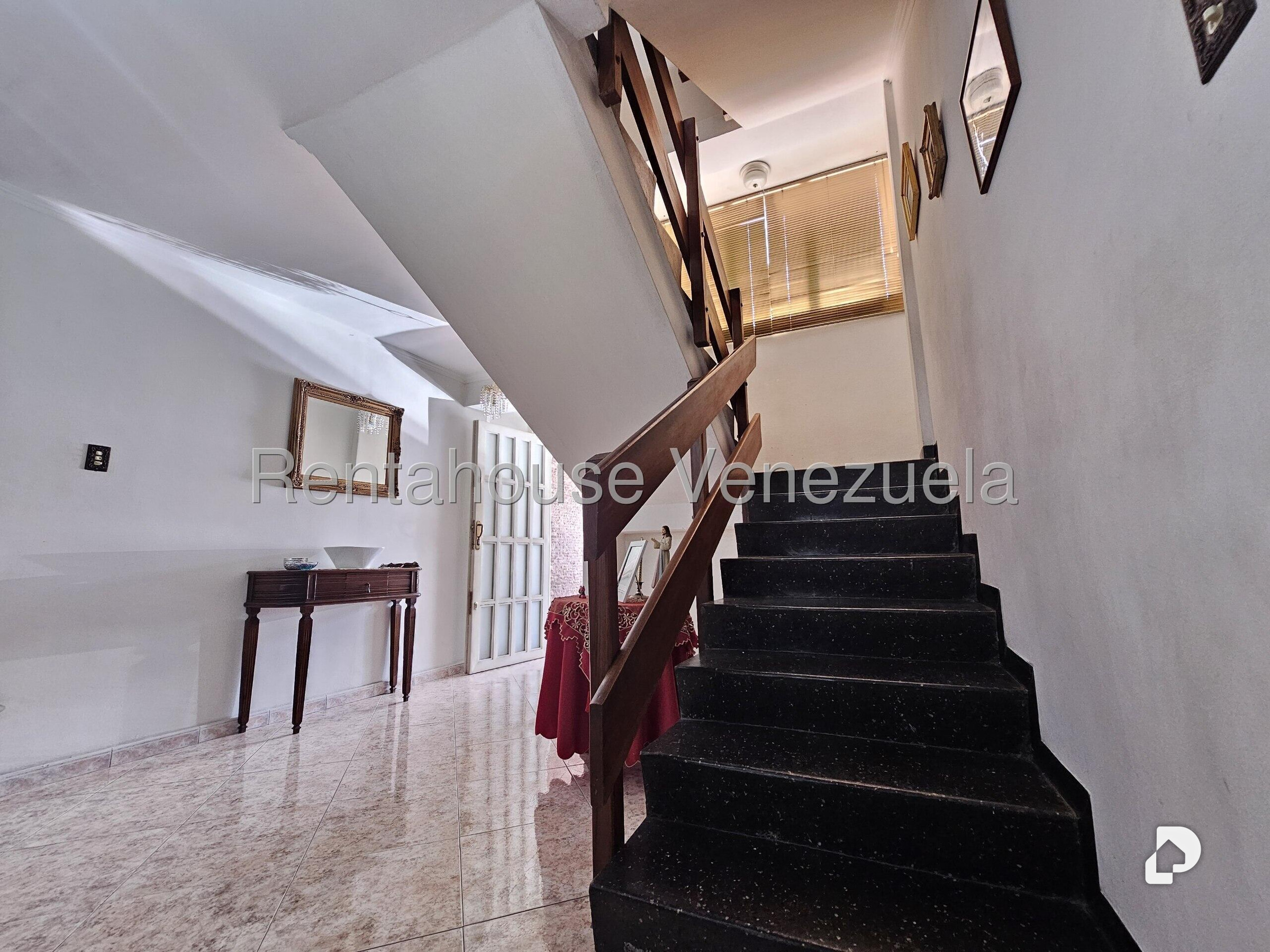Casa en Terrazas del Club Hípico, Caracas – 19