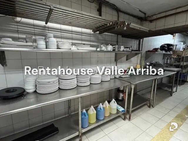 Local comercial en El Hatillo, Caracas – 17