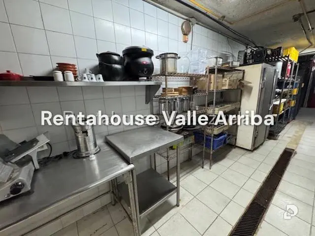 Local comercial en El Hatillo, Caracas – 22