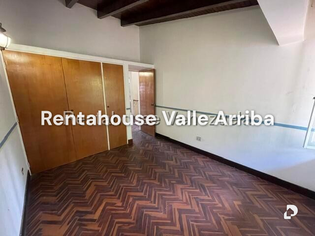 House in La Lagunita Country Club, Caracas – 26