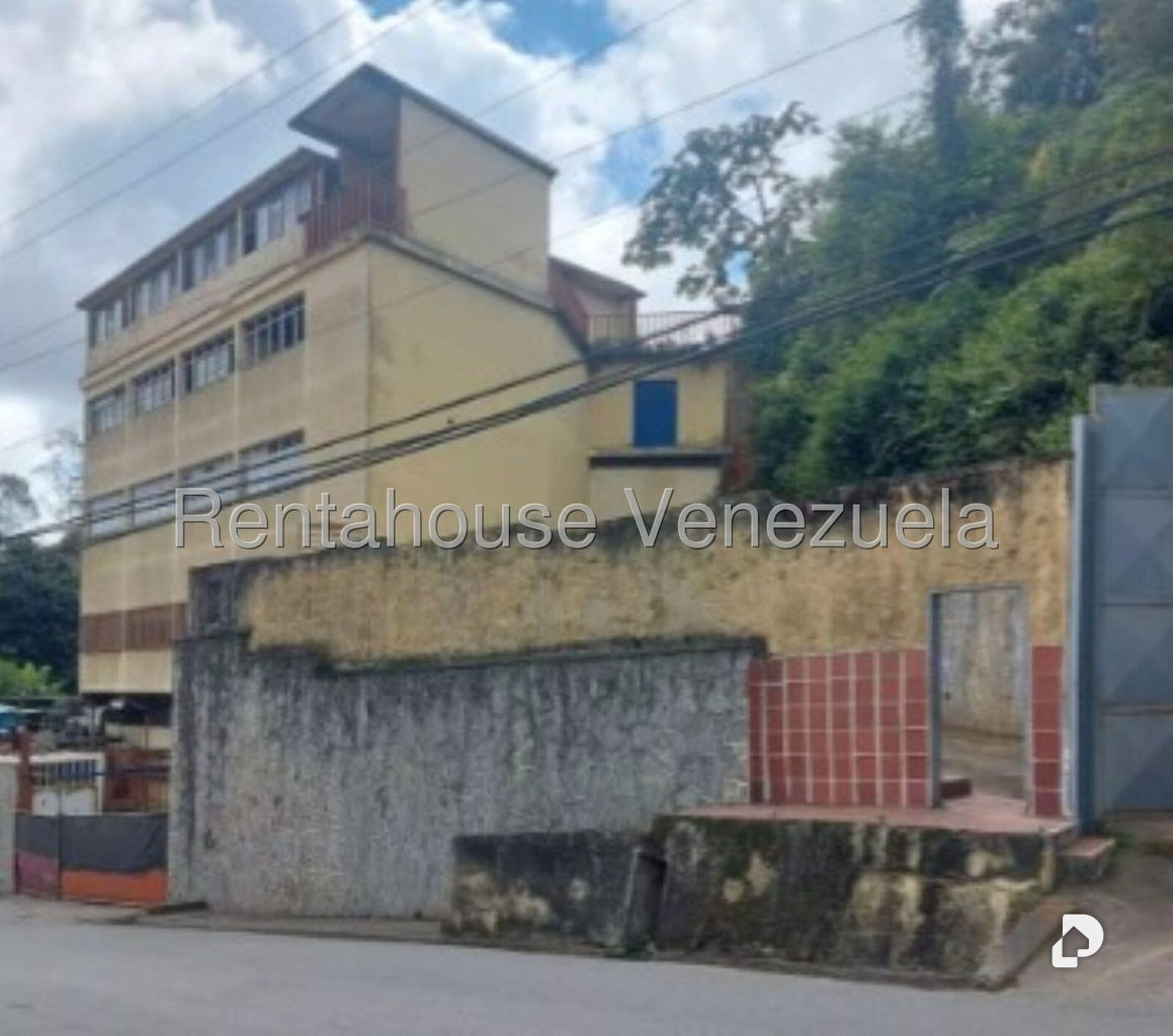 Galpón en Las Minas, San Antonio de Los Altos