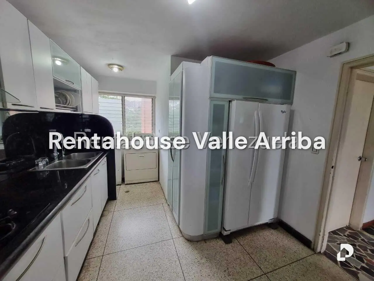 Apartamento en Colinas de Santa Mónica, Caracas – 17