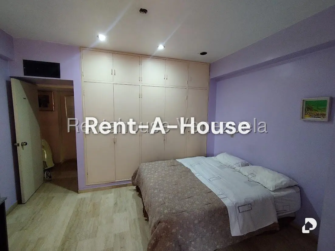 Apartamento en La Florida, Caracas – 21