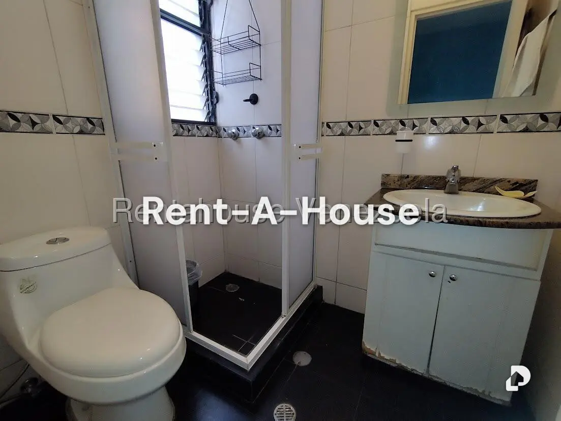 Apartamento en La Florida, Caracas – 25