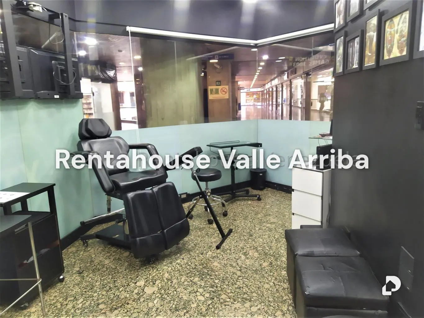 Local comercial en Santa Fe Norte, Caracas – 8