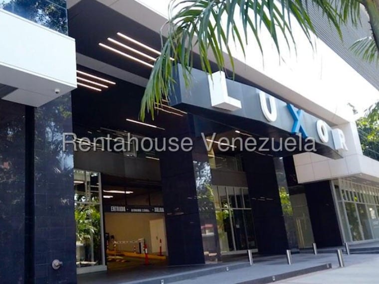 Oficina en Las Mercedes, Caracas - 1