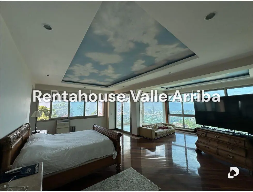 Casa en Alto Hatillo, Caracas – 26