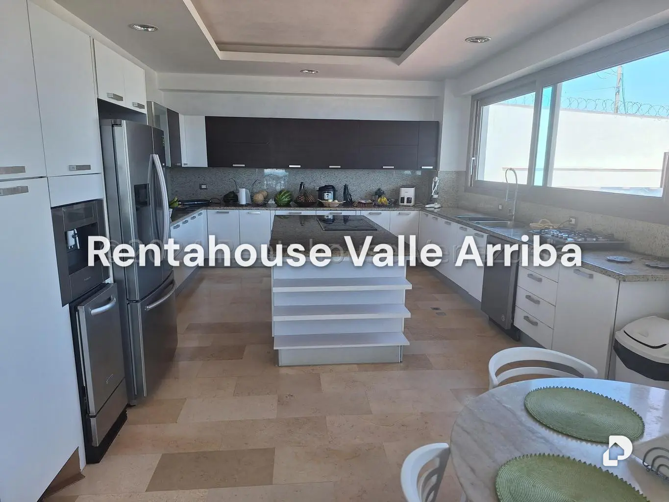 Casa en Alto Hatillo, Caracas – 18