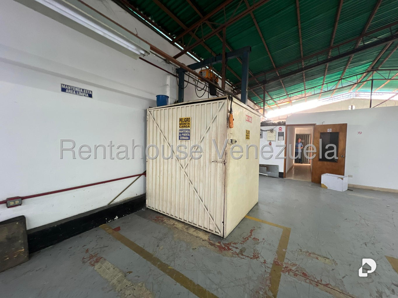 Local comercial en Catia, Caracas – 17