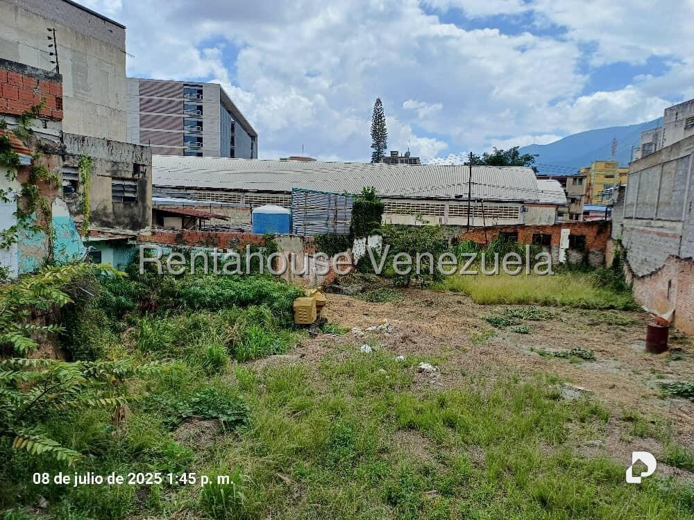 Terreno en Boleíta Norte, Caracas – 3