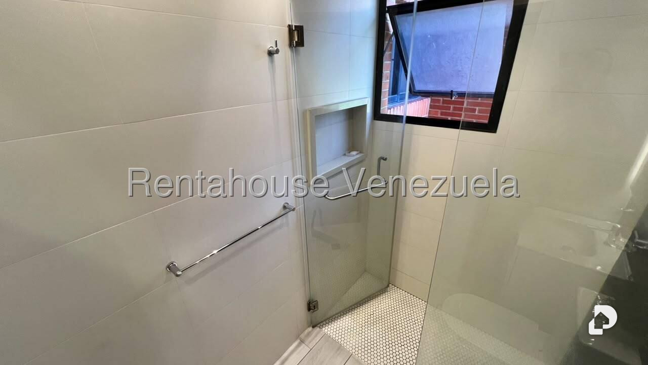 Apartamento en Campo Alegre, Caracas – 22