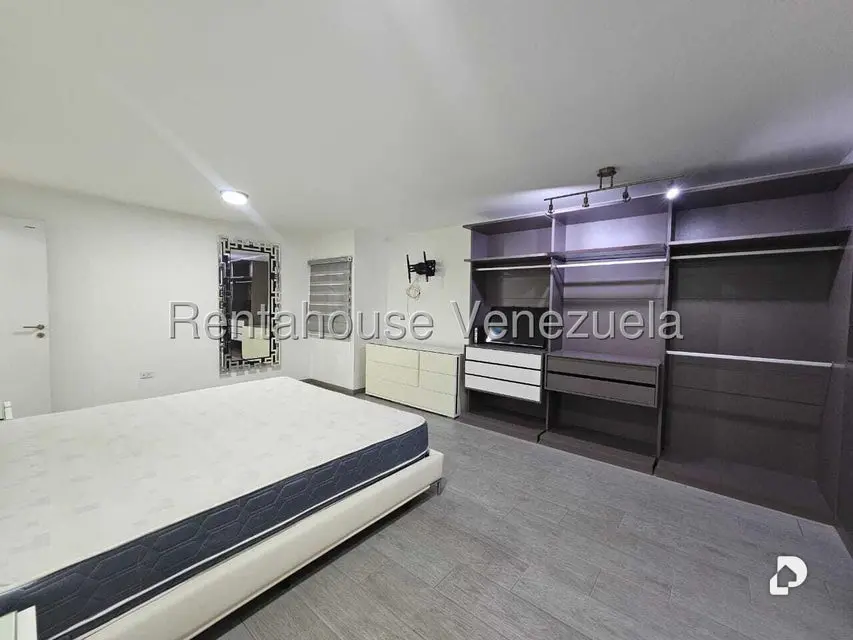 Apartamento en Urbanización San Isidro, Maracay – 24