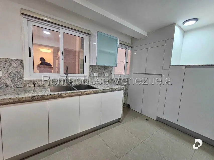 Apartamento en Urbanización San Isidro, Maracay – 23
