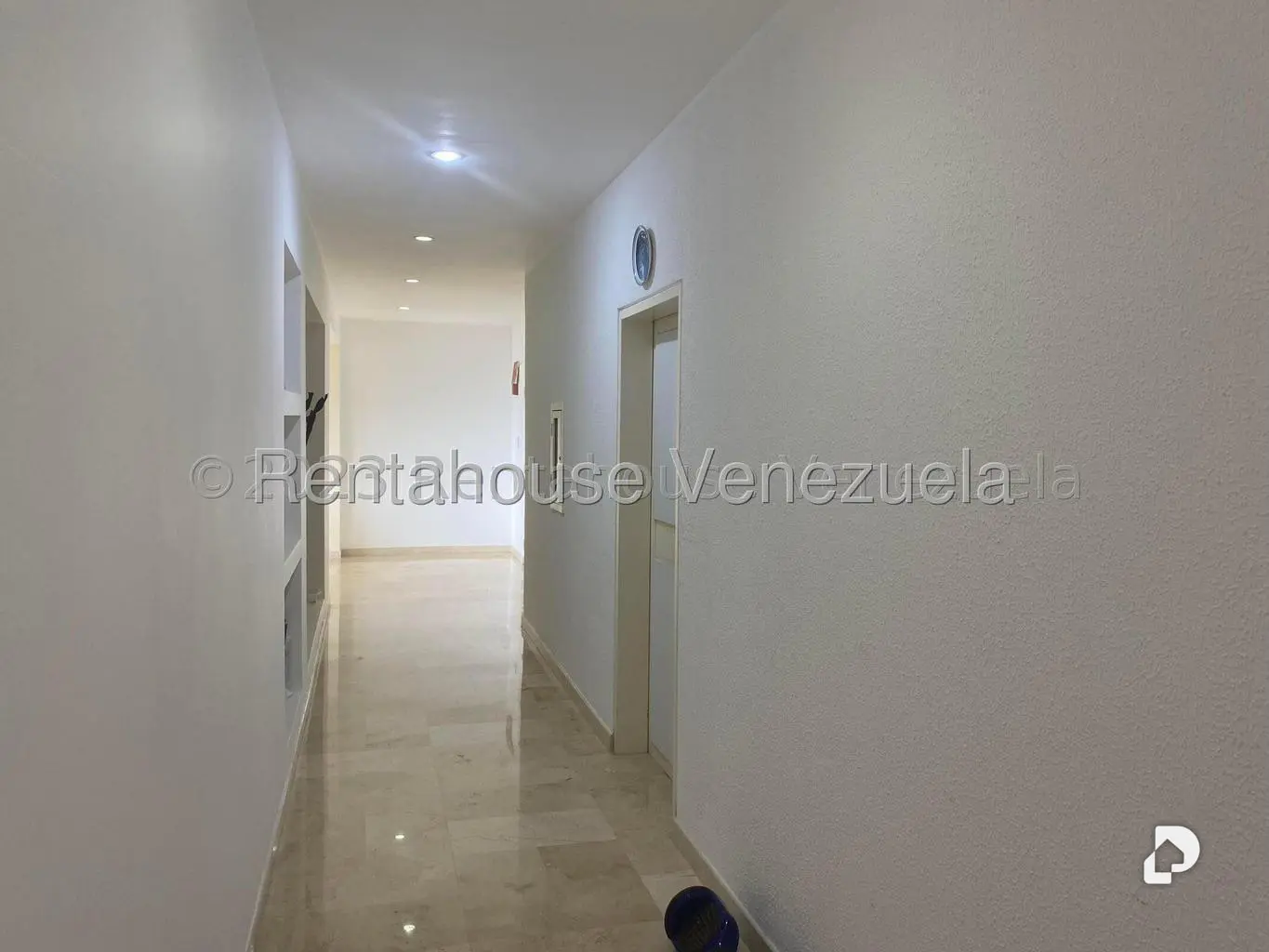 Apartamento en Solar del Hatillo, Caracas – 30