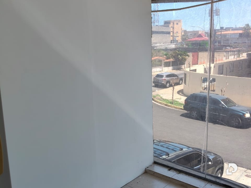 Oficina en Urbanización El Penonal, Lechería – 19
