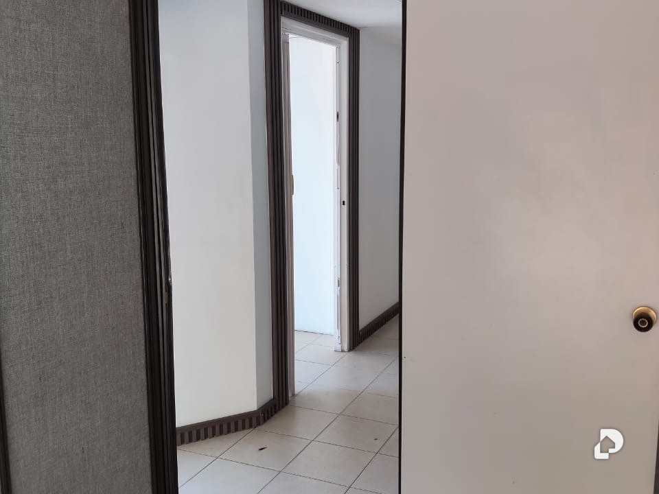 Oficina en Urbanización El Penonal, Lechería – 29