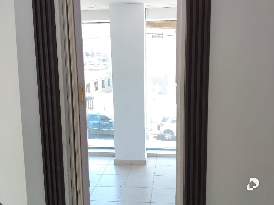 Oficina en Urbanización El Penonal, Lechería – 18
