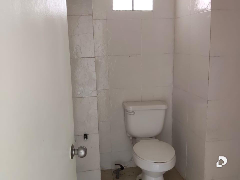 Oficina en Urbanización El Penonal, Lechería – 11